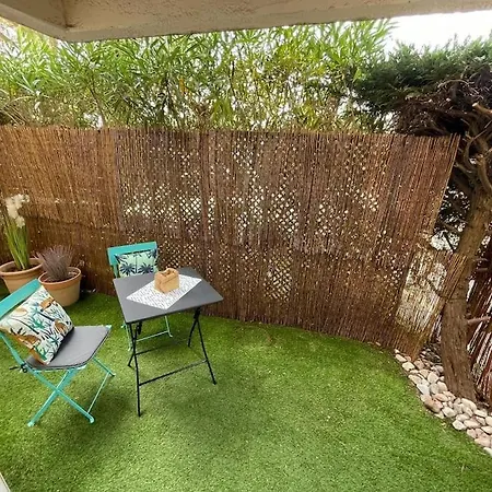 Climatise Avec Piscine Apartament